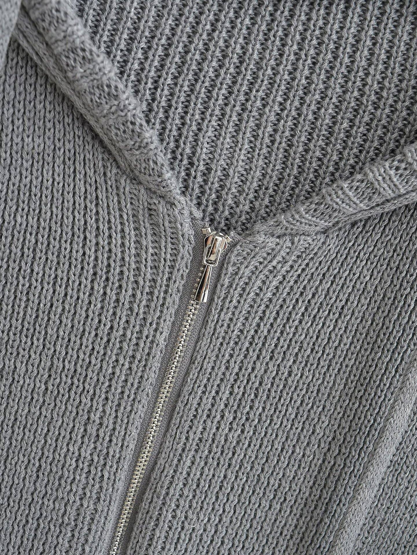 Short, slimming and stylish knitted coat