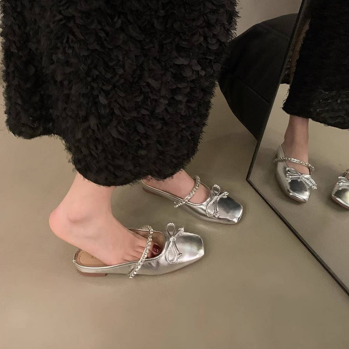 Silver Bow Mules for Women Flat Closed Toe