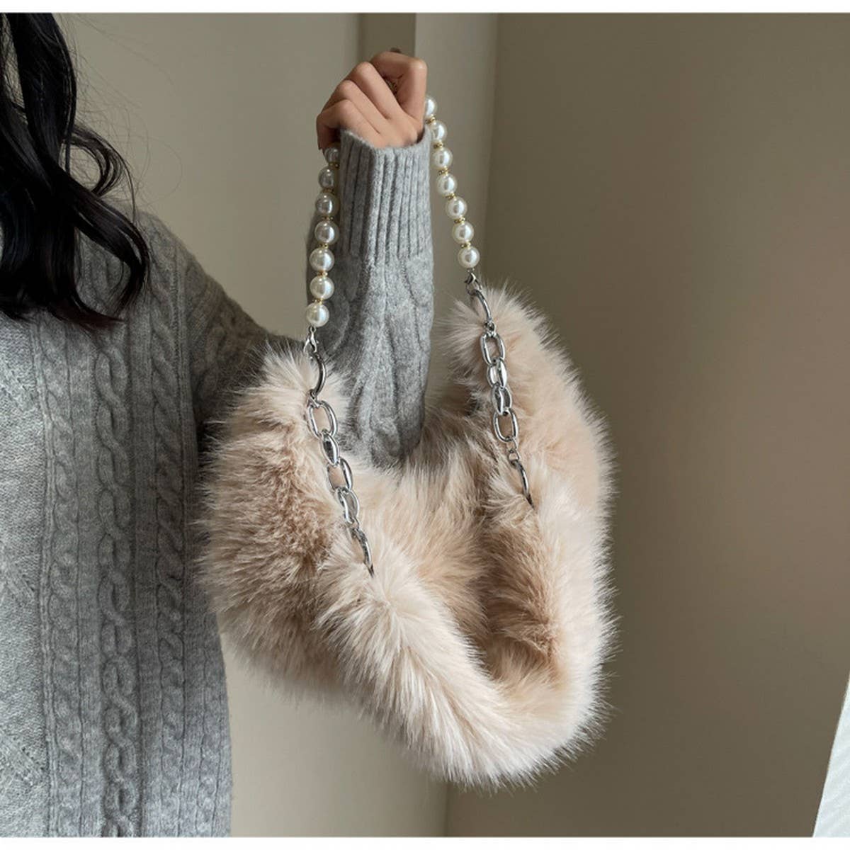Fluffy Pearl Chain Handbag Women Shoulder Bag_CUAB00579