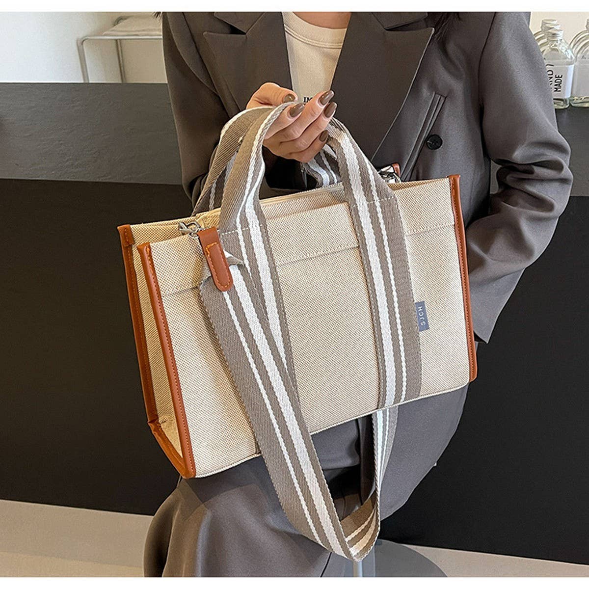 NEW FASHION CONTRAST COLOR SHOULDER CROSSBODY BAG_CWAB2435