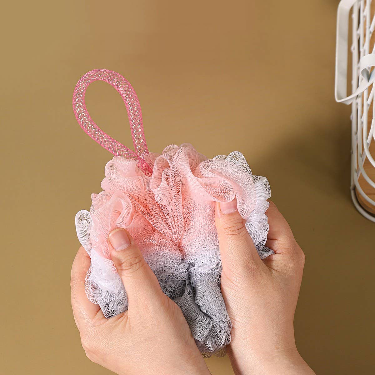 BATH POUF TRIO OF BATH FLOWERS FOAM BATH BALL_CWMM3369