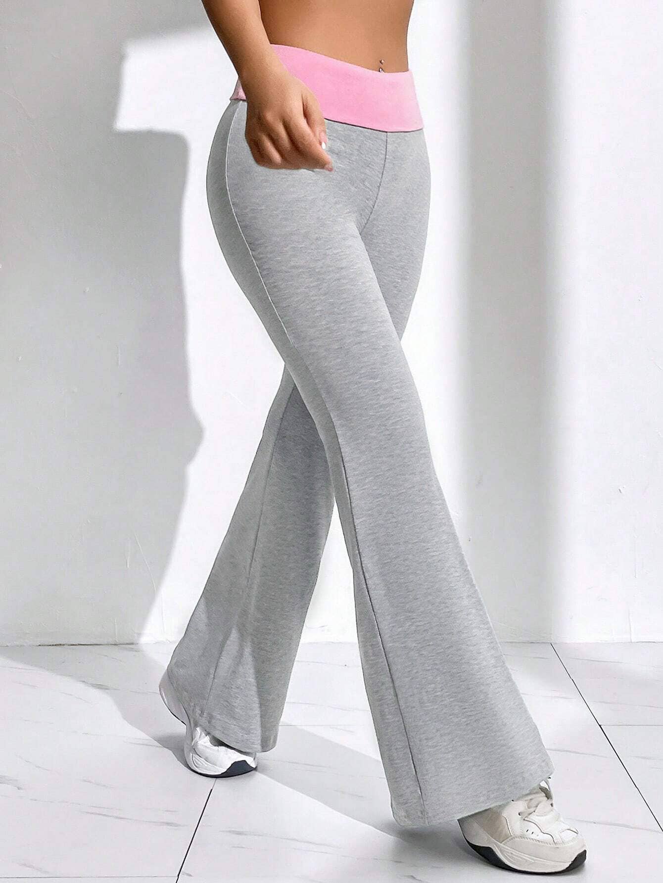 PATCHWORK COLOR CONTRAST ELASTIC WAIST FLAREDPANTS