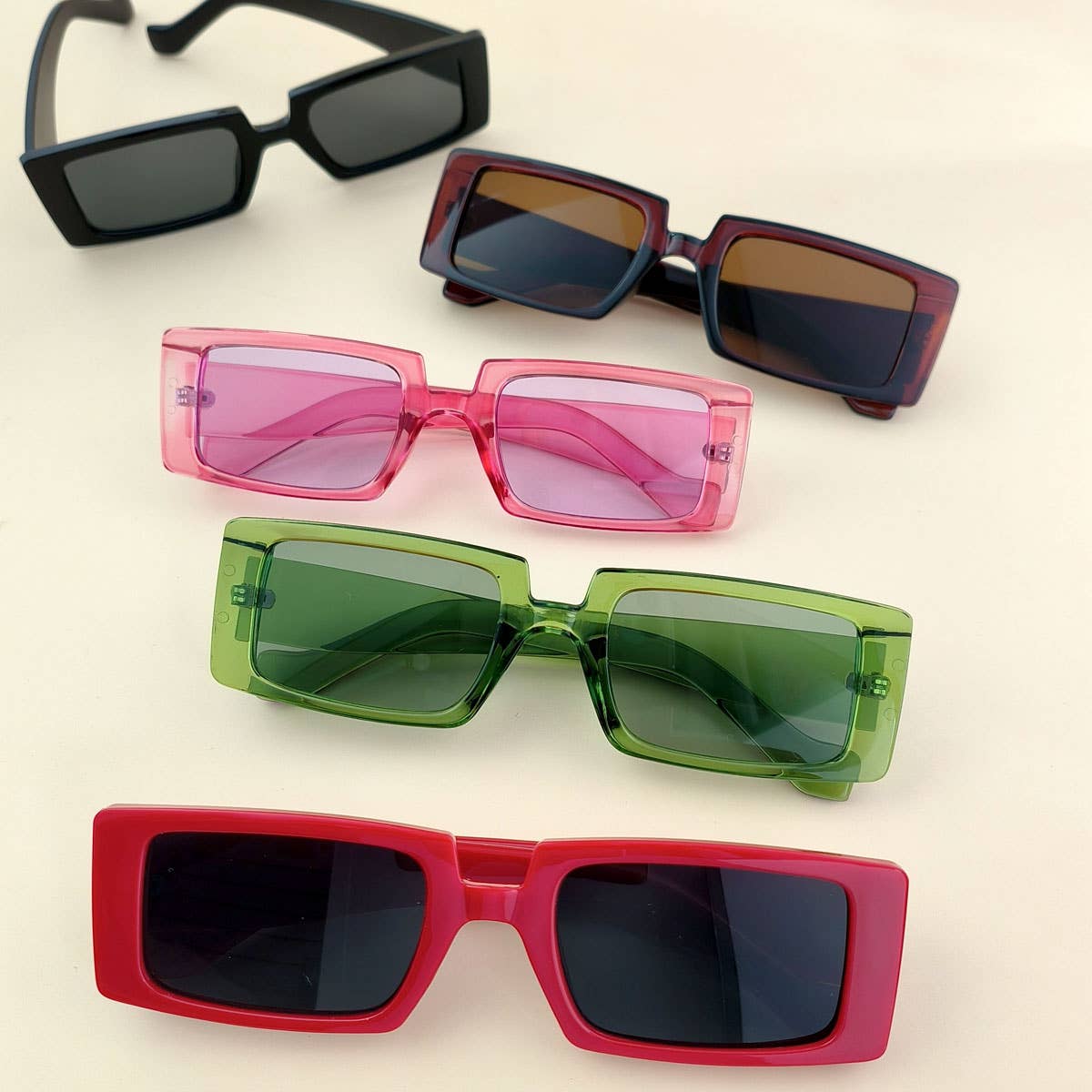CLASSIC SQUARE SUNGLASSES