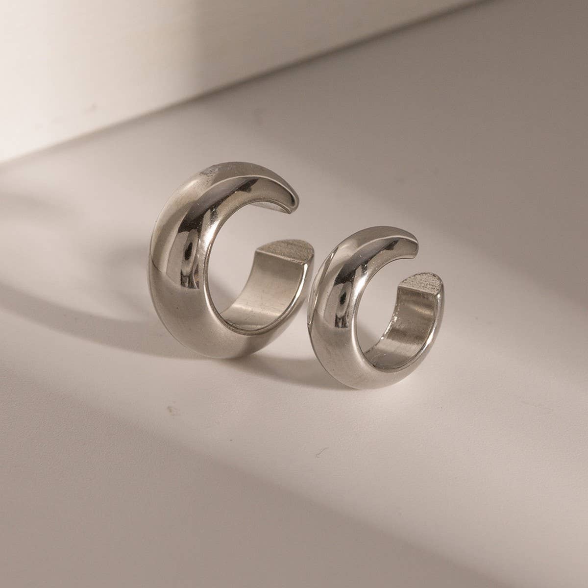 WOMEN'S POPULAR ALL-MATCH CIRCLE EARRINGS