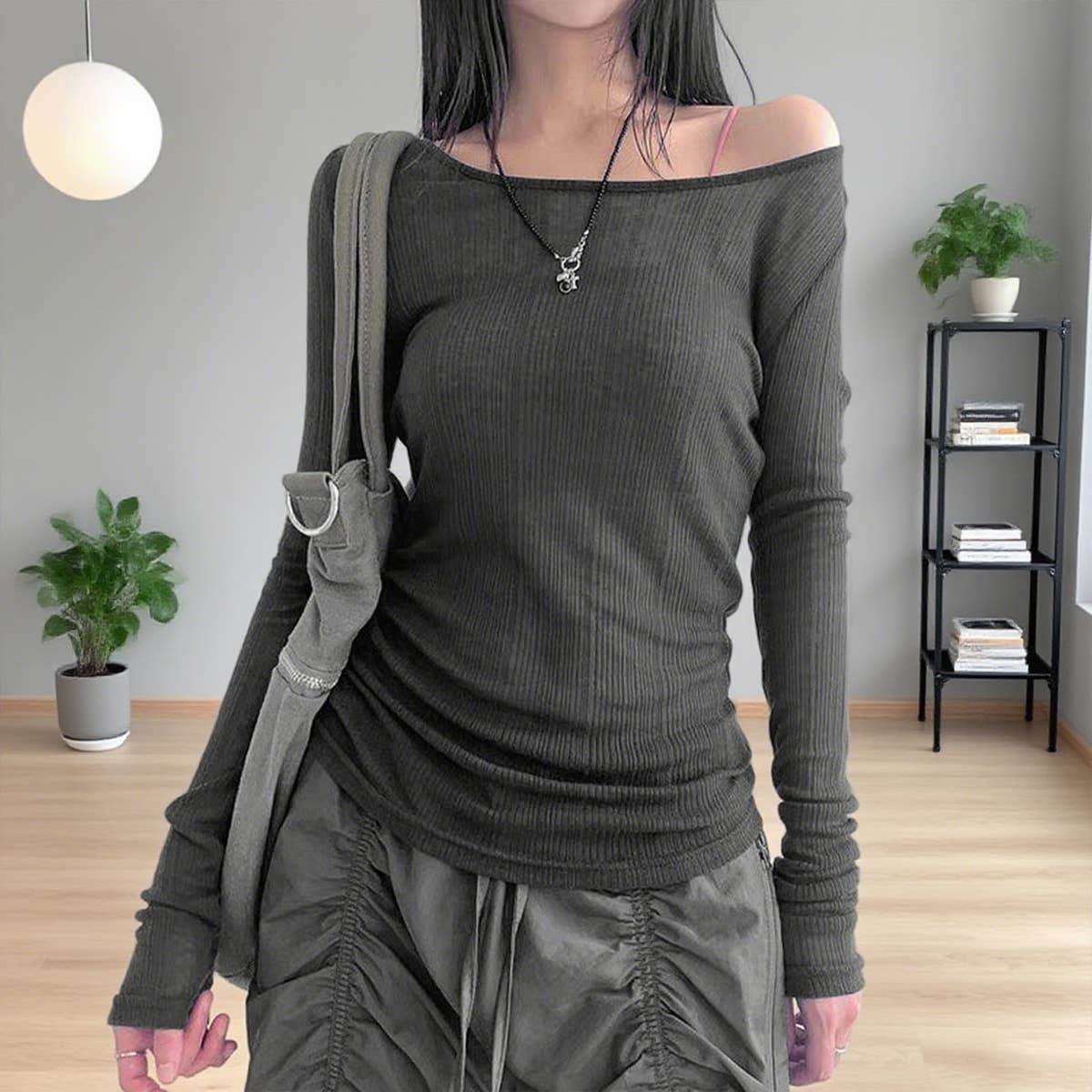 Fashion sexy one-shoulder long-sleeved T-shirt
