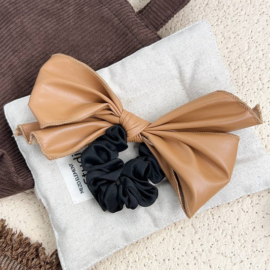 Imitation leather ponytail pleated hair band