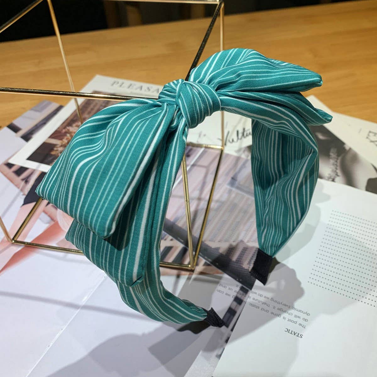 BOW-KNOT WIDE-BRIMMED FRESH STRIPED HEADBAND_CWAHA2566