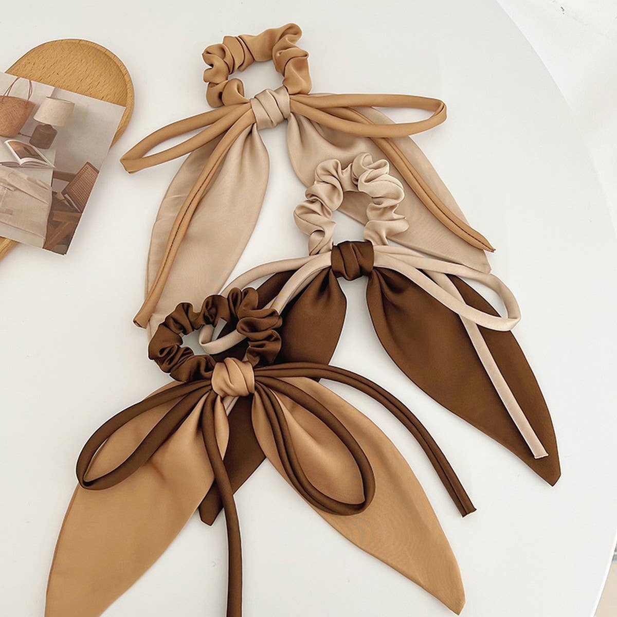 FRENCH BOW TEMPERAMENT HAIRTIES_CWAHA1194