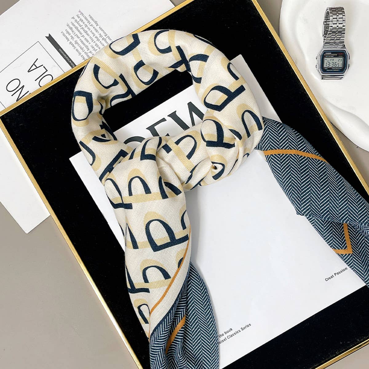 P-Letter Scarf - Elegant Fall/Winter Wool Wrap_CWASC0908