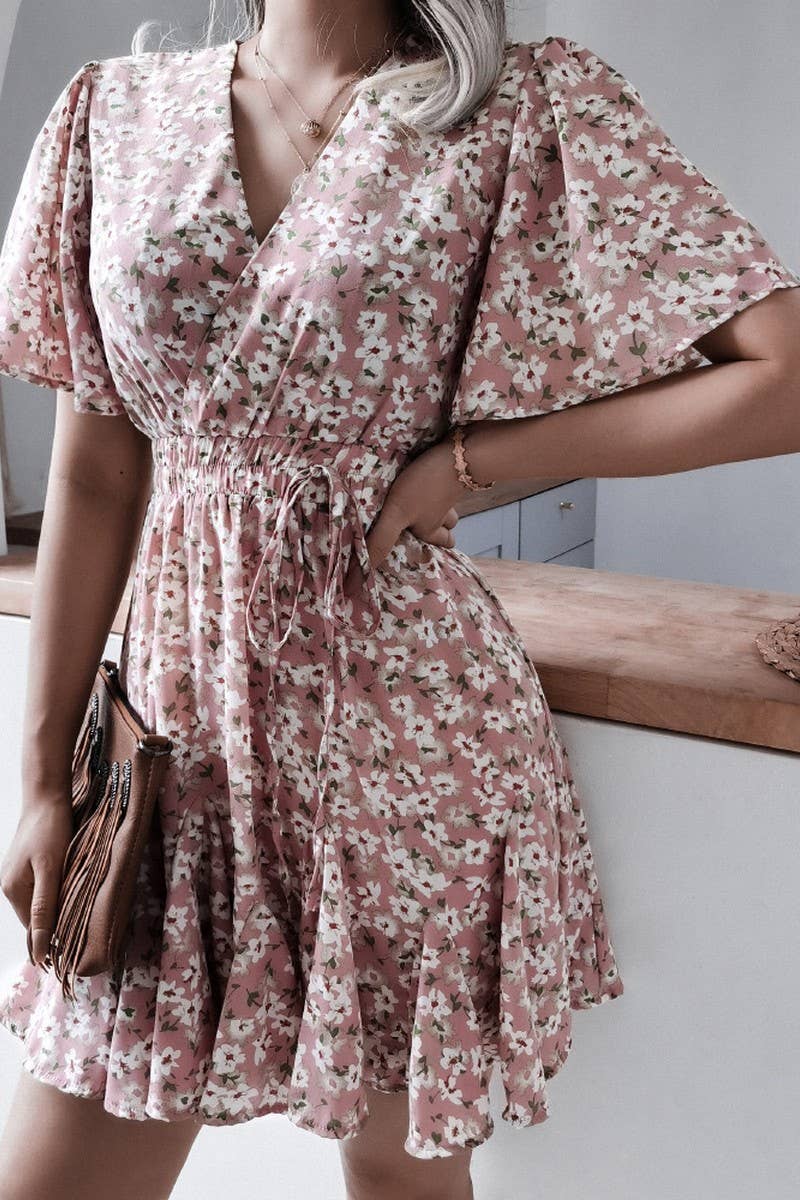 SHORT SLEEVE V NECK FLORAL RUFFLE DRESS_CWDSD2501