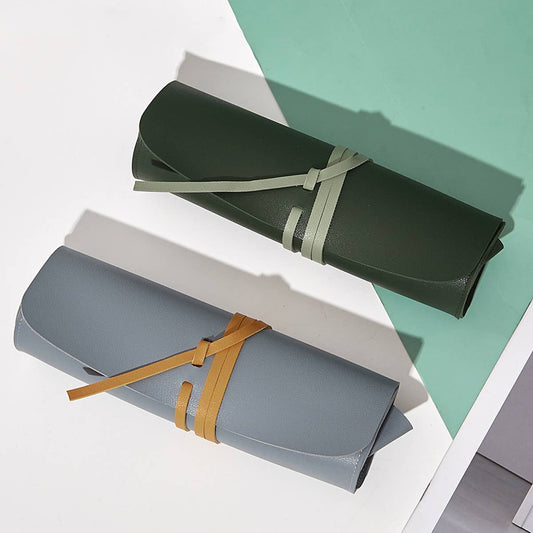 SIMPLE AND PORTABLE EYE SHADOW BRUSH STORAGE BAG_CWAB1833