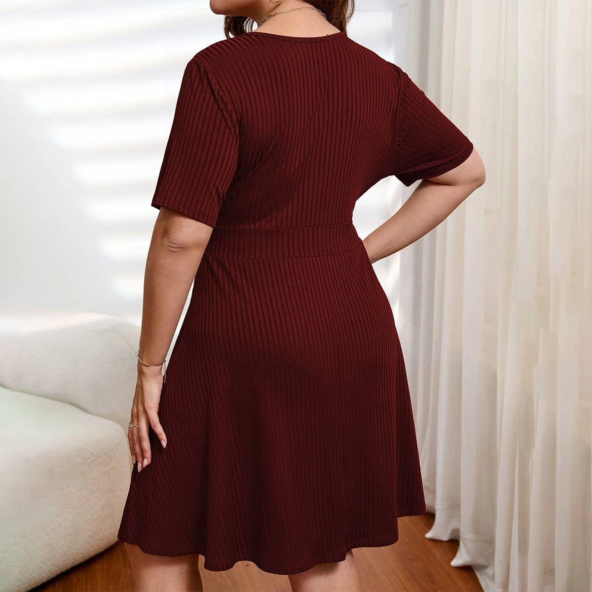 OVERSIZED SOLID COLOR KNITTED DRESS_CWDSD3322