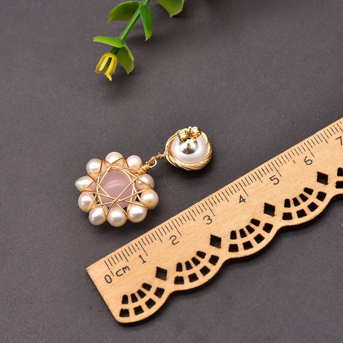 SWEET AND FRESH HANDMADE PEARL EARRINGS