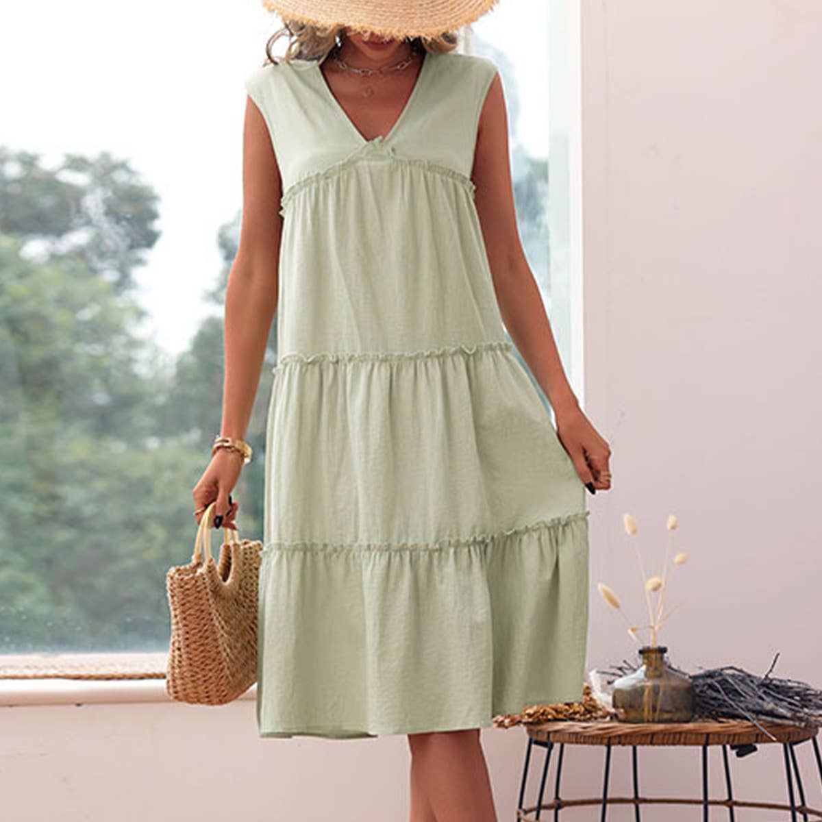 Sleeveless cotton and linen dress