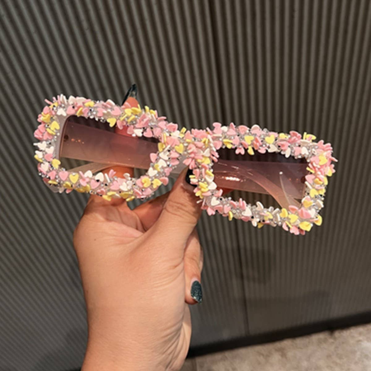 CANDY COLORED BEACH FLOWER DECORATED SUNGLASSES_CWASG0796