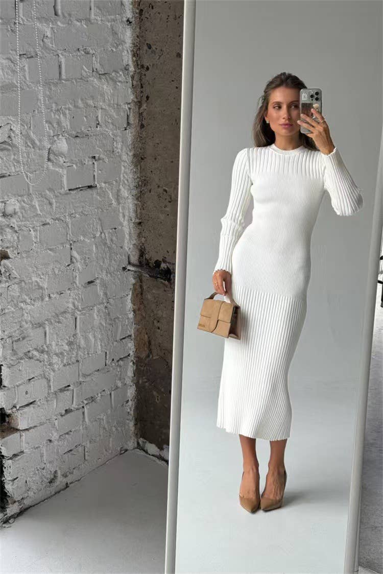 Round-neck pitted tight knitted dress