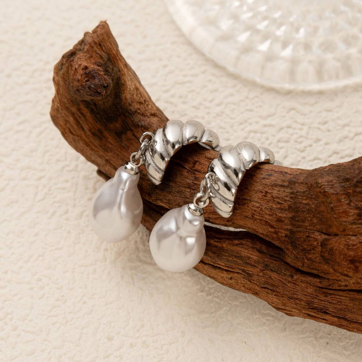 Minimalist Irregular Pearl Earrings 18K Gold Steel