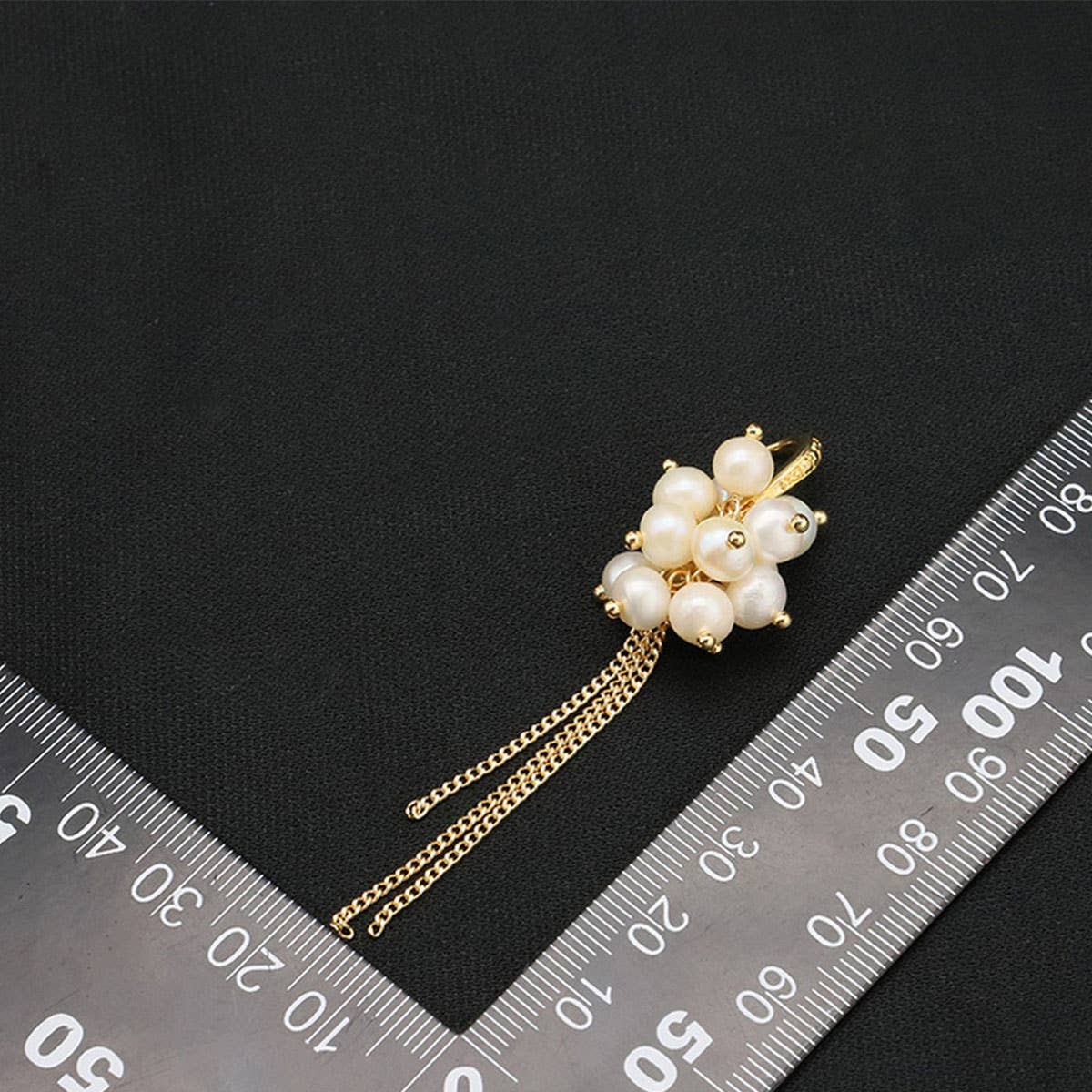 NEW HIGH-END RETRO TASSEL PEARL EARRINGS