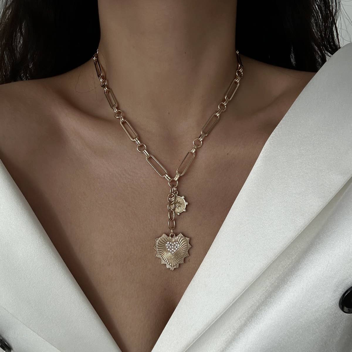 NEW IMITATION PEARL NECKLACE STARFISH NECKLACE