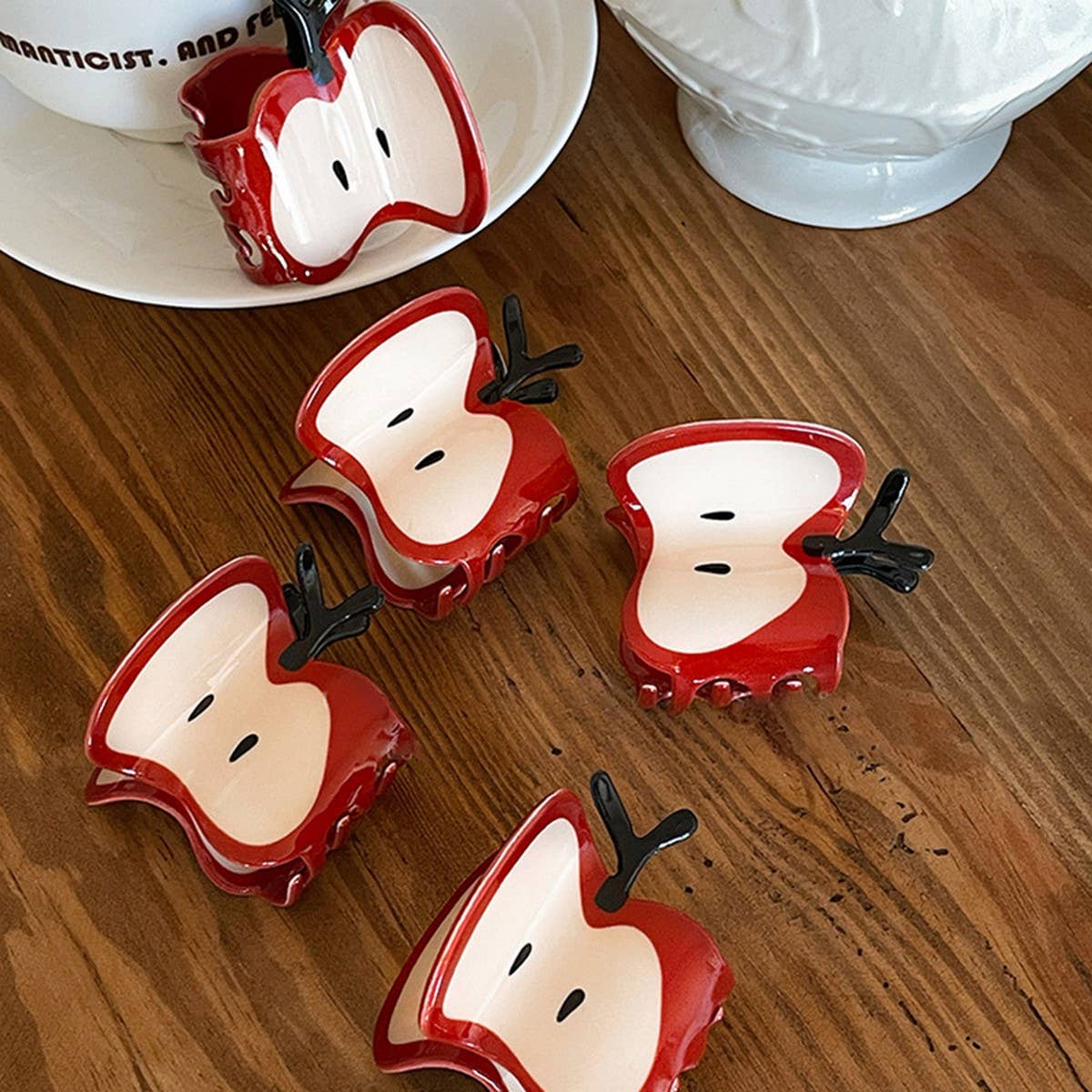 SWEET AND CUTE RED APPLE CLAW SHARK CLIP