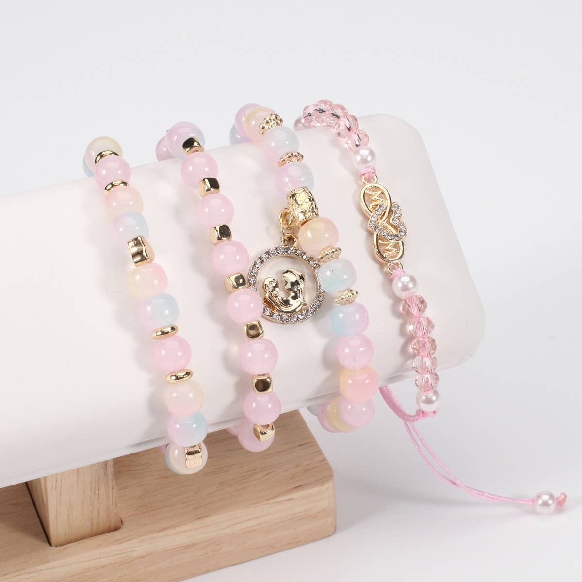 HEART PATTERN BEADED MULTI-LAYERED BRACELET