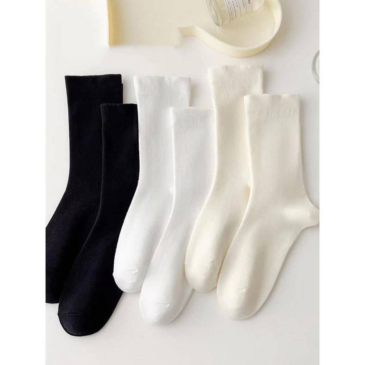 SOLID COLOR BONELESS SOCKS STACKED MID-TUBE SOCKS_CWMS1116