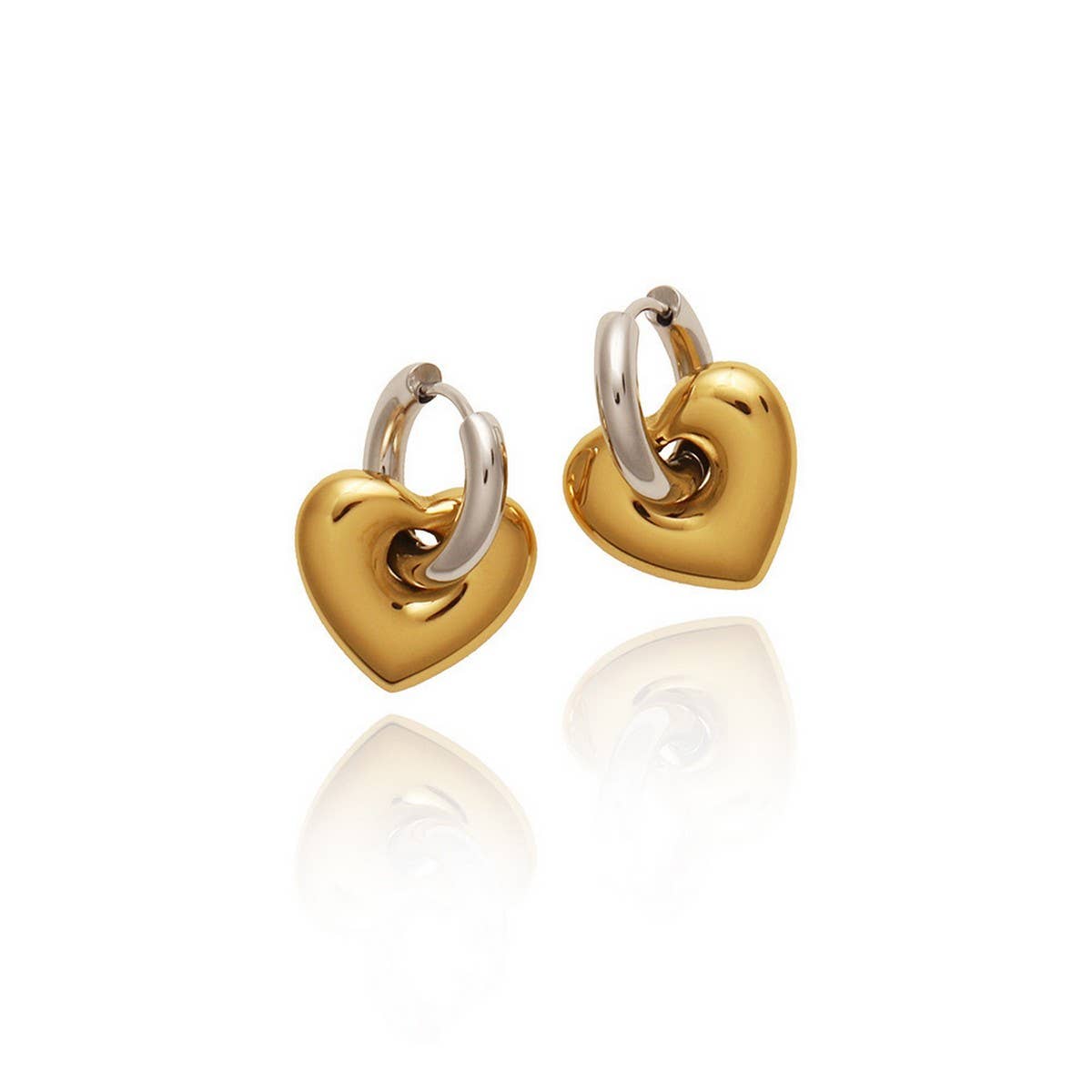 Contrast color metal heart clip earrings