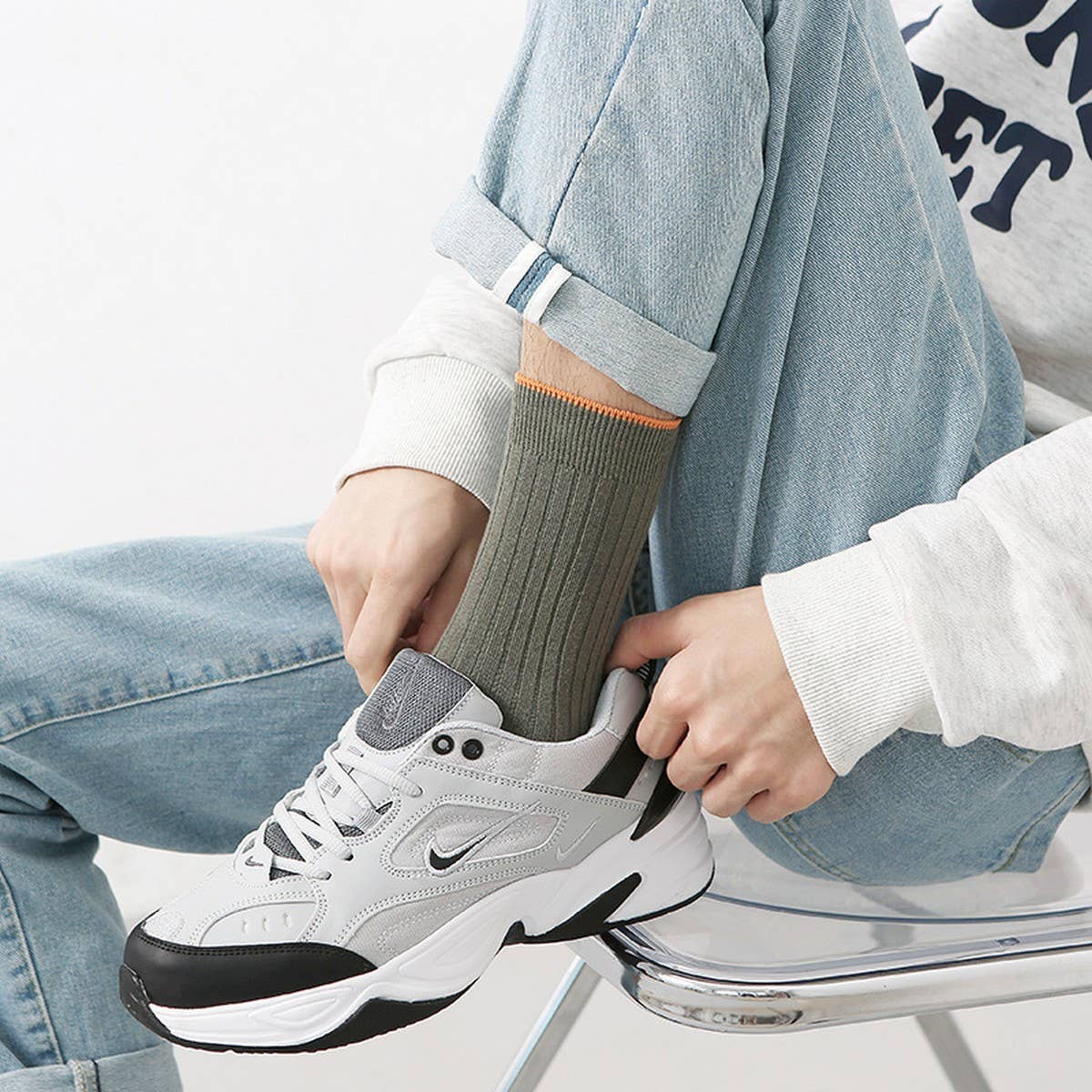 NEW AUTUMN AND WINTER CASUAL MEN'S MID-CALF SOCKS