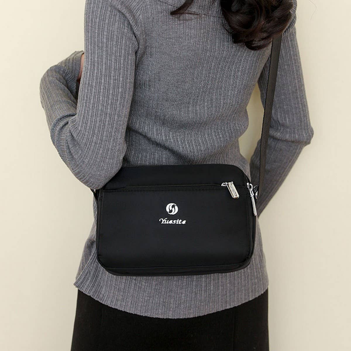 FASHIONABLE SIMPLE SHOULDER MESSENGER BAG_CWAB3499