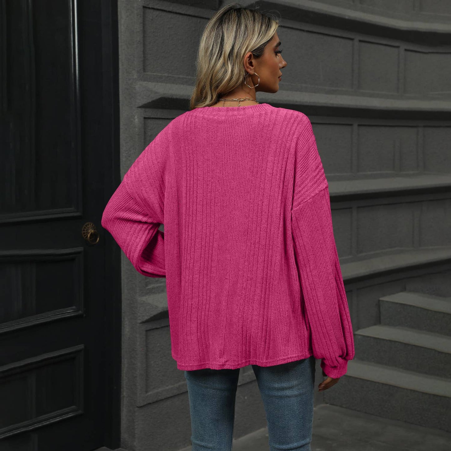 SOLID COLOR V-NECK BAGGY PIT STRIP SHIRT