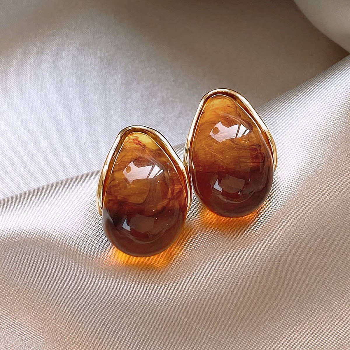 RETRO WATER DROP FASHIONABLE ALL-MATCH EARRINGS