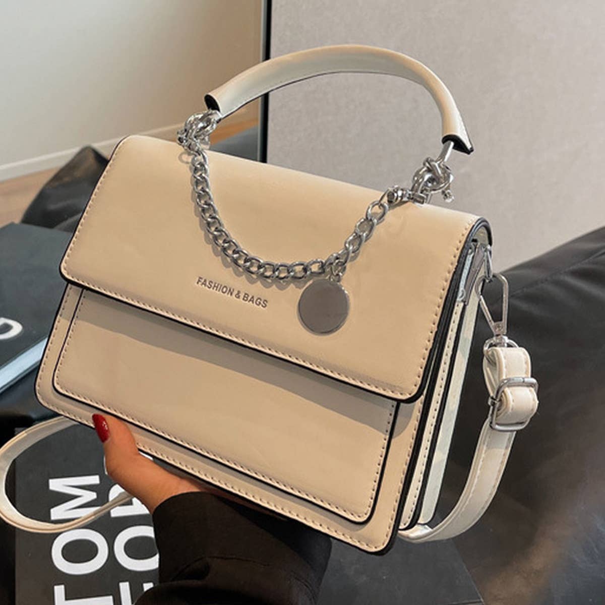 WOMEN CHAIN SHOULDER CROSSBODY SMALL SQUARE BAG_CWAB1548