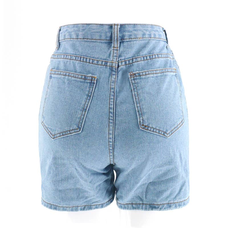 PLUS SIZE SLIM STRAIGHT LEG DENIM SHORTS