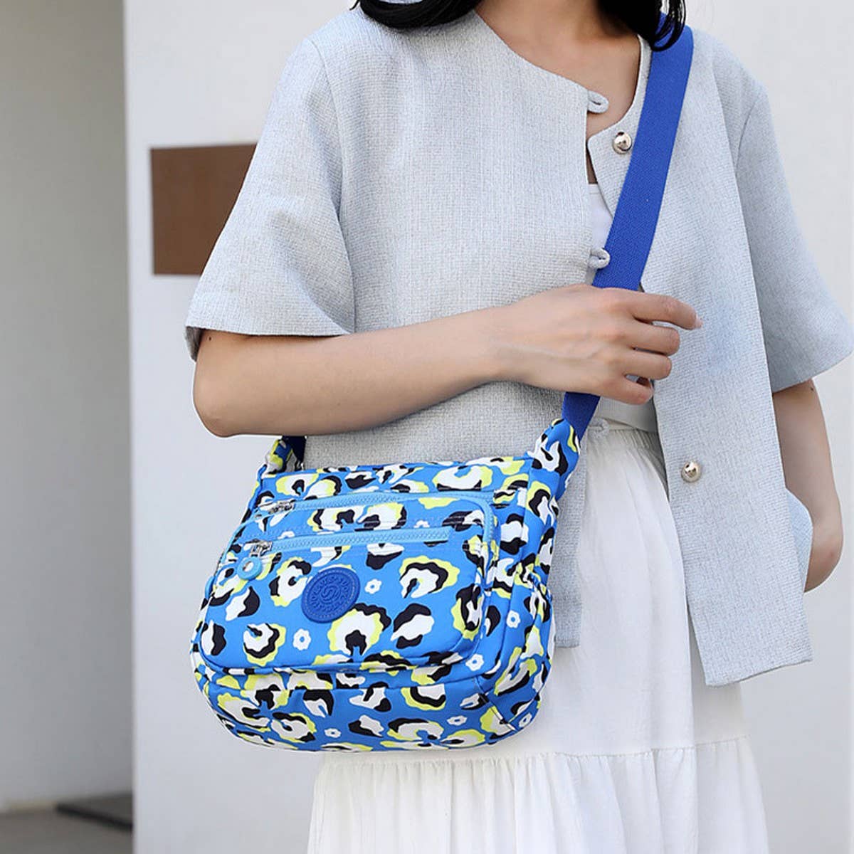 LARGE CAPACITY MESSENGER BACKPACK SHOULDER BAG_CWASC1790