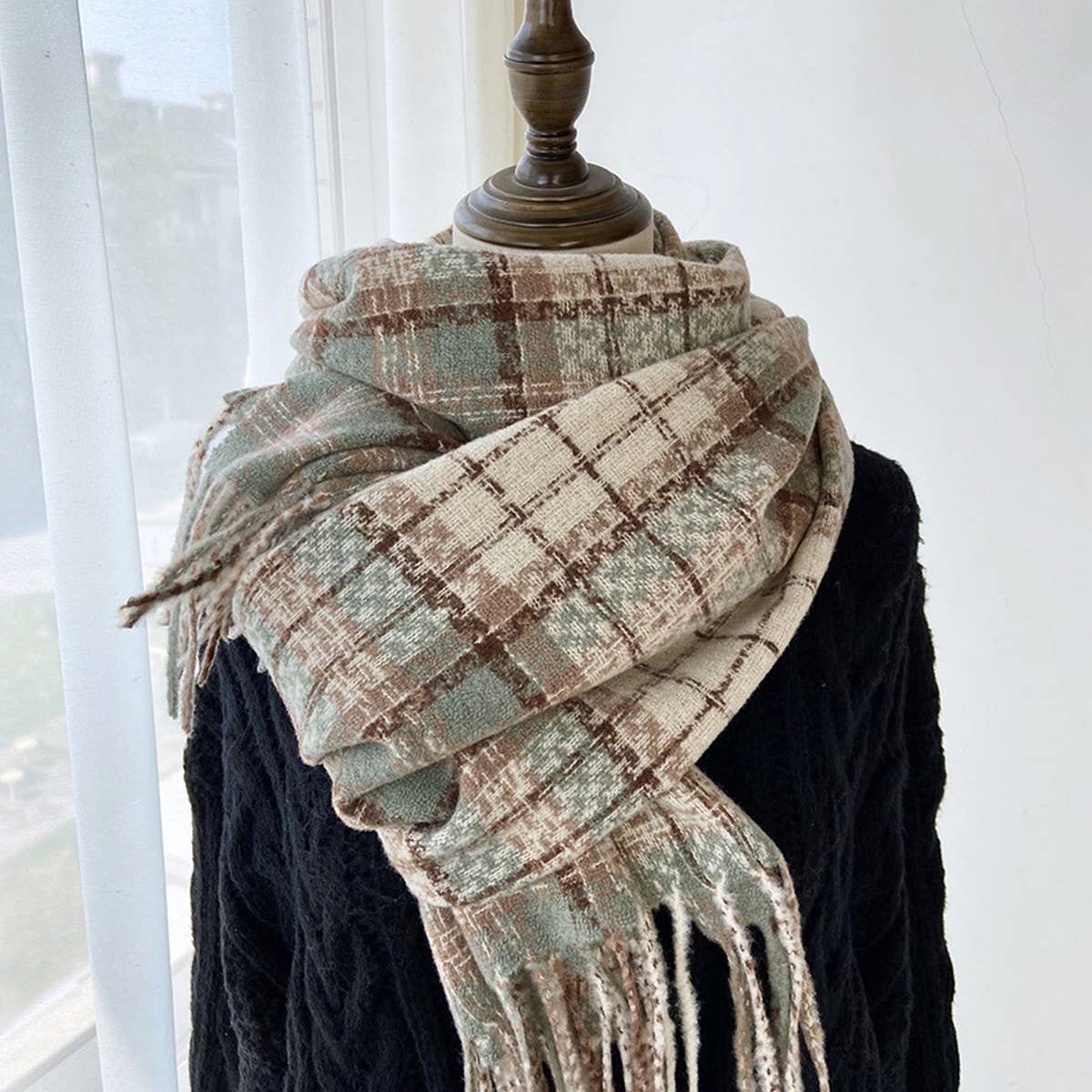 Plaid Tassel Scarf - Wrap for Students & Couples_CWASC1461