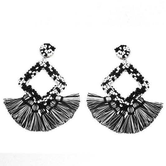 GEOMETRIC DIAMOND SHAPED RICE BEAD TASSEL EARRINGS