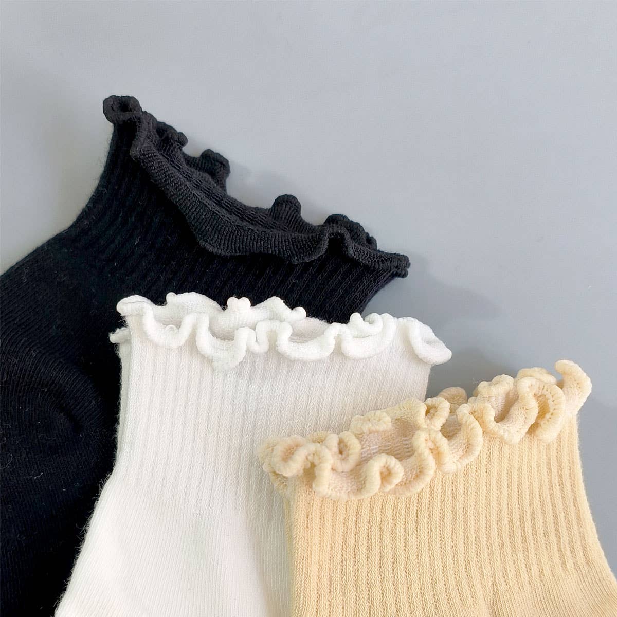 Womens Solid Color Ruffle Ankle Socks