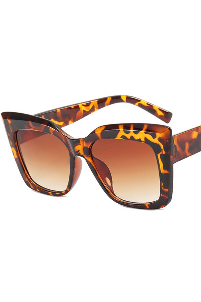 CATS EYE BIG FRAME SUNGLASSES_CWASG0129