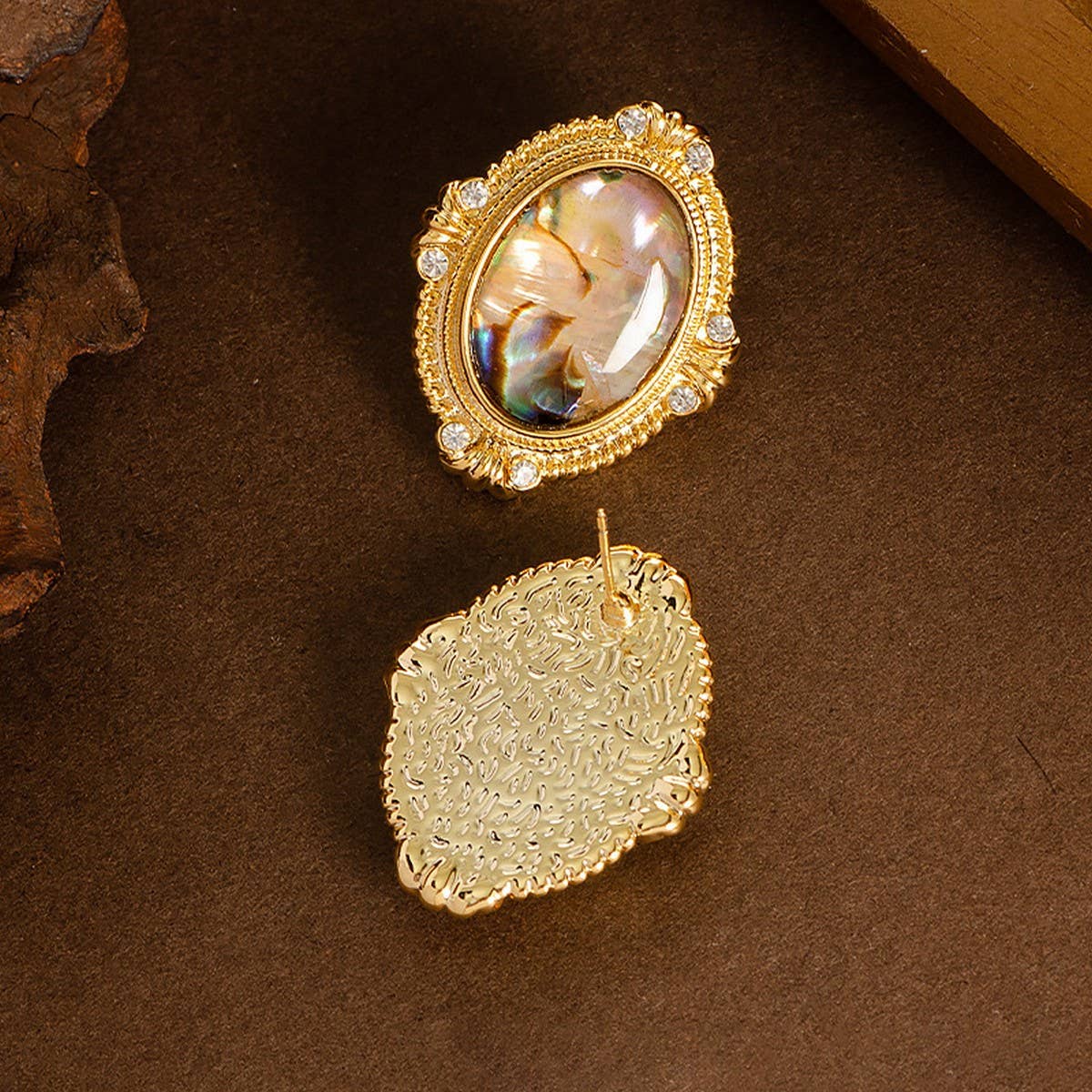 COLORFUL ABALONE EARRINGS WITH DIAMONDS AND ZIRCON