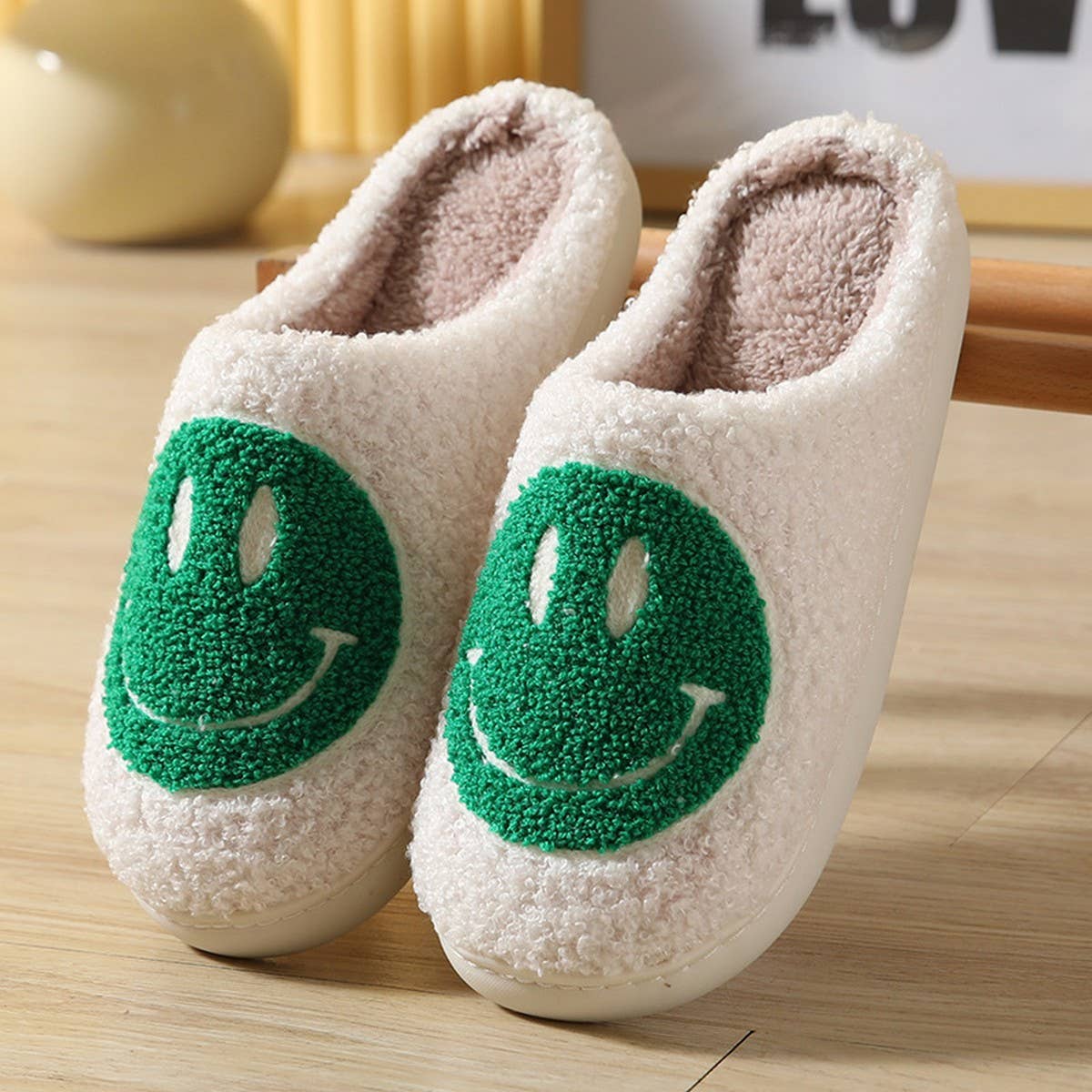 Cute Cartoon Smiling Face Fabric Slippers