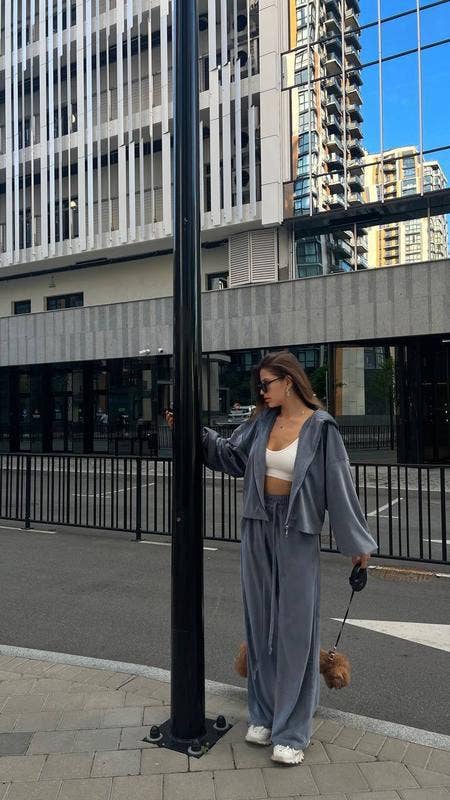 Stylish canary zipper drawstring casual suit