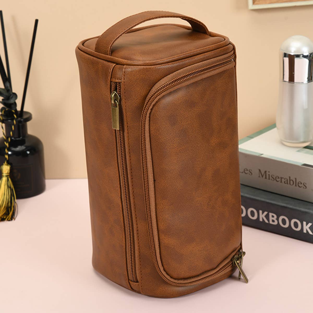 RETRO TRAVEL PU LEATHER COSMETIC BAG_CWAB0576