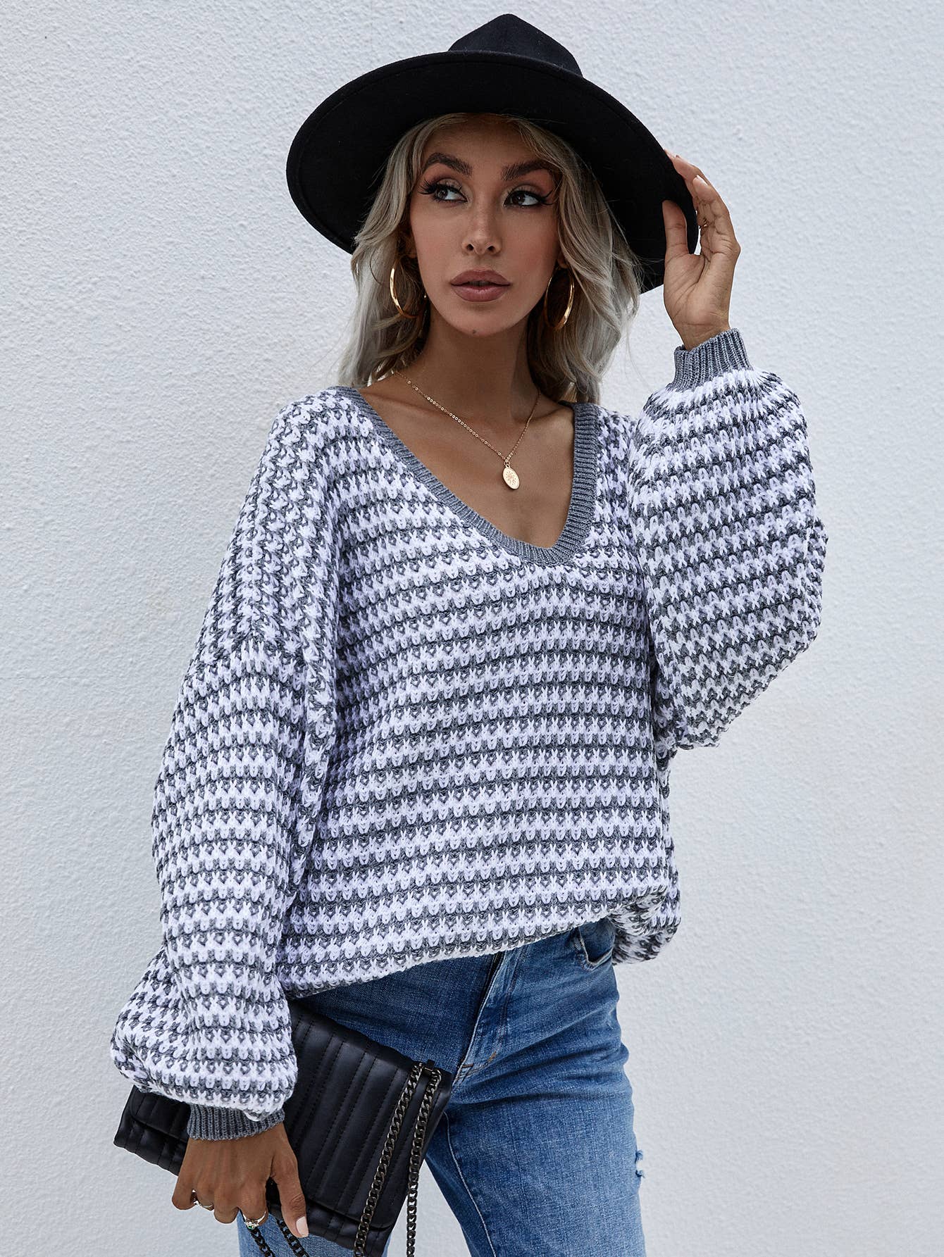 V-neck pullover striped sweater for women