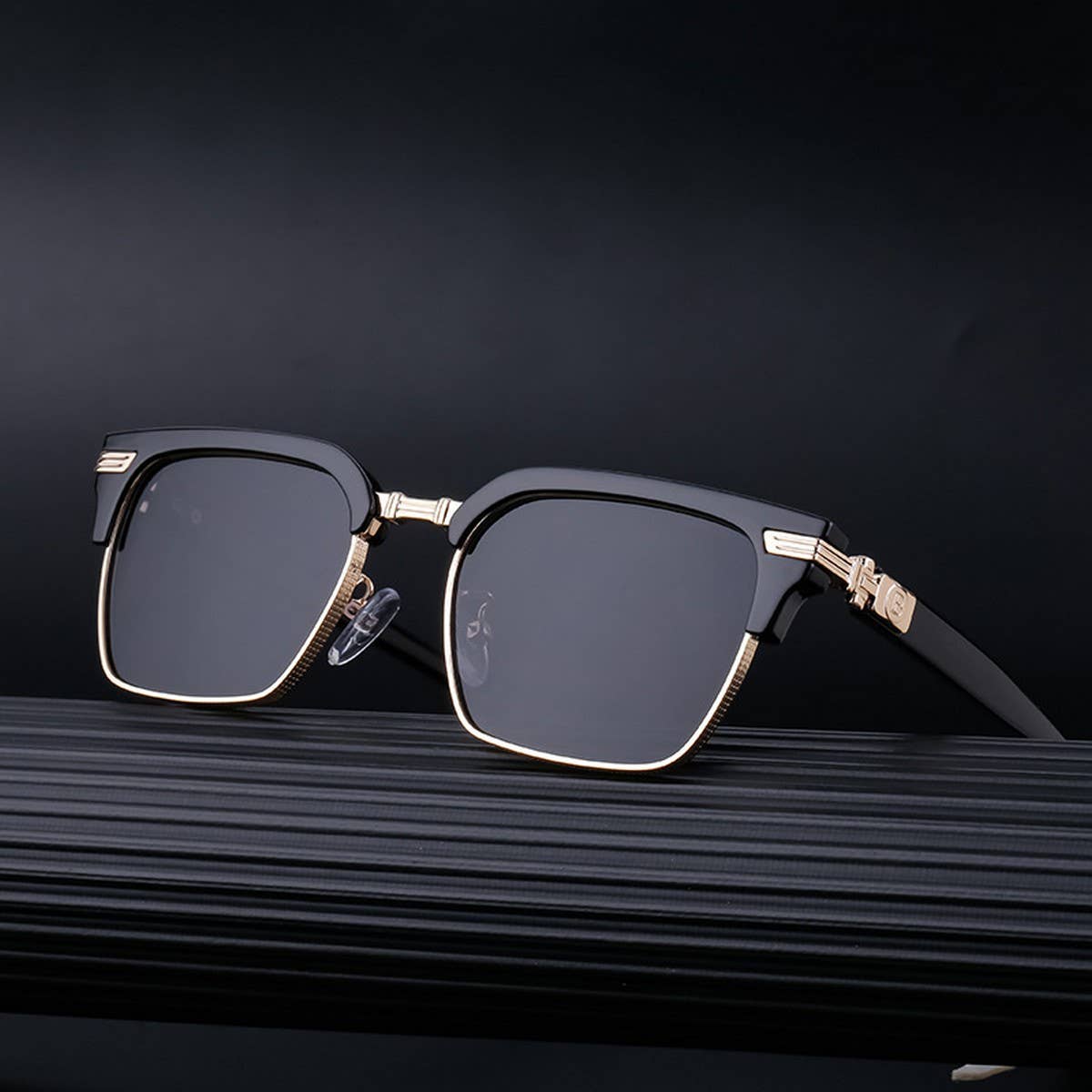 VINTAGE POLARIZED EYEBROW FRAME SUNGLASSES