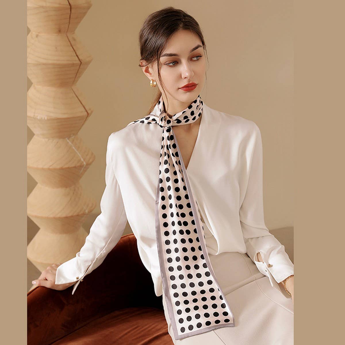 DOT PRINT SQUARE NECK SATIN SCARFS HEAD SCARF