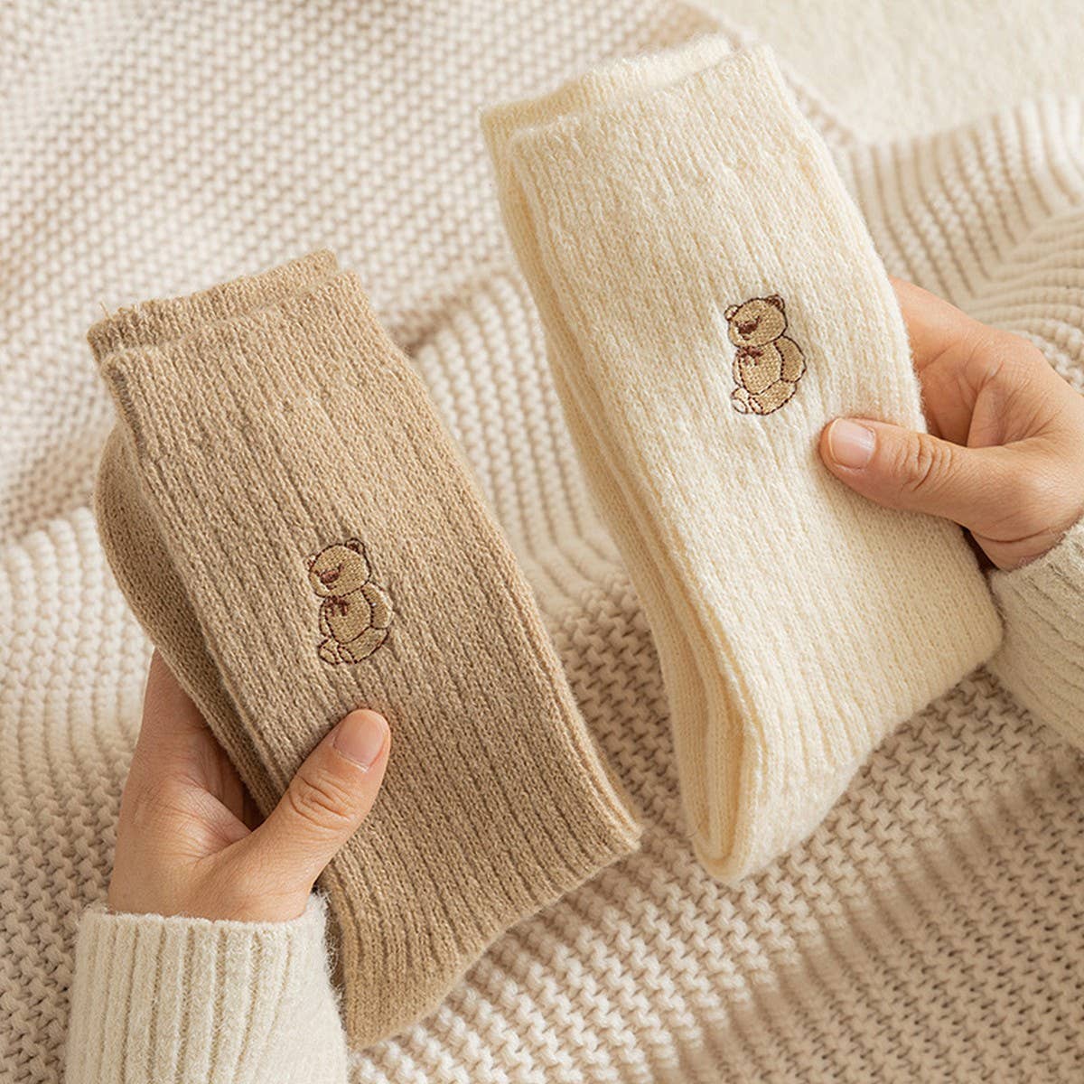 WINTER PLUSH BEAR CUTE PILE SOCKS