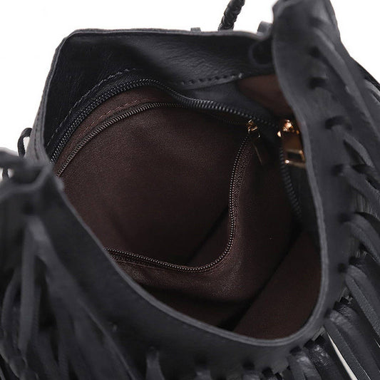 CWAB4542_SOFT LEATHER TASSEL SHOULDER BAG