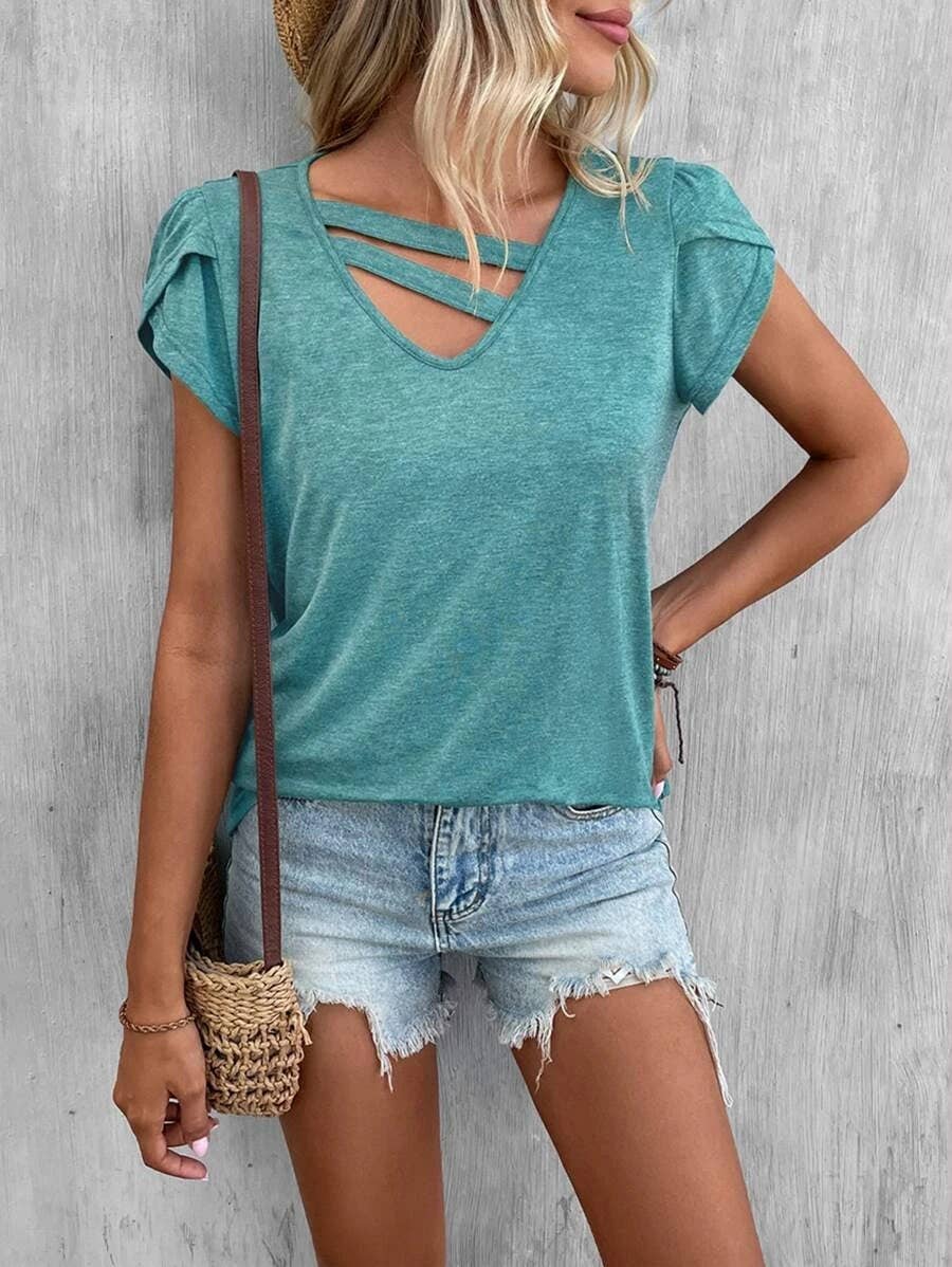 V-NECK LOOSE T-SHIRT WITH SPLICED PETAL SLEEVES