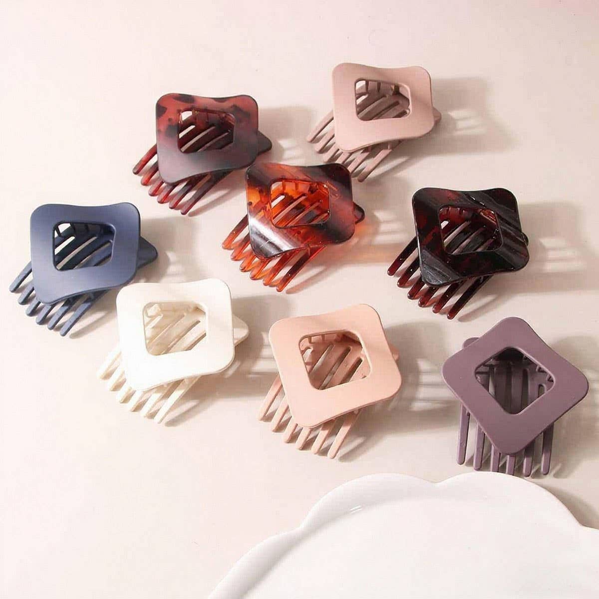 CWAHA07455_GEOMETRIC DIAMOND HAIR CLIP FOR ELEGANT UPDOS