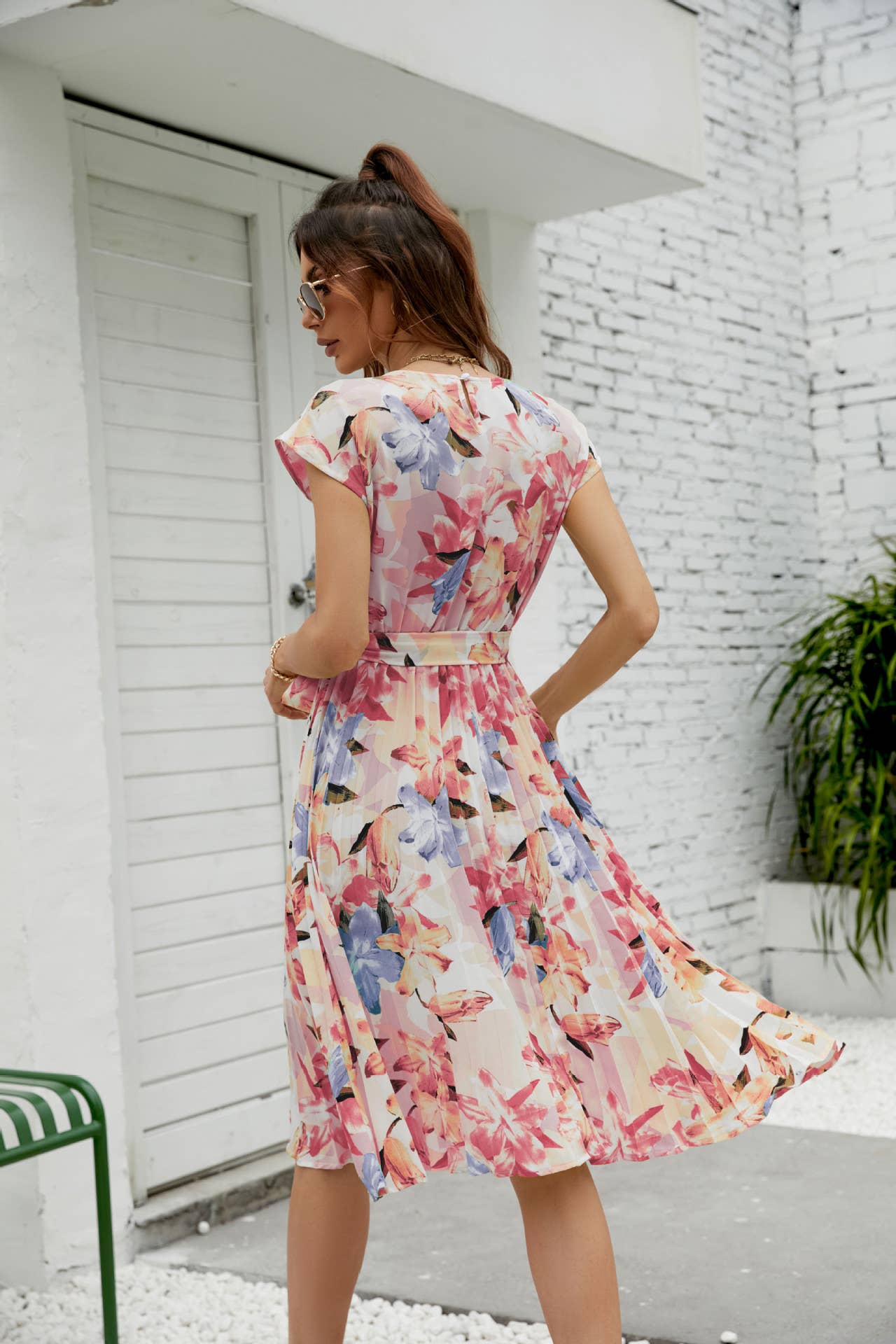 PRINTED CREW NECK LACE-UP PLEATED DRESS